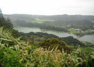 2014-05-17 12h32 lacs azul et verde de Sete Cidades Sao Miguel Açores